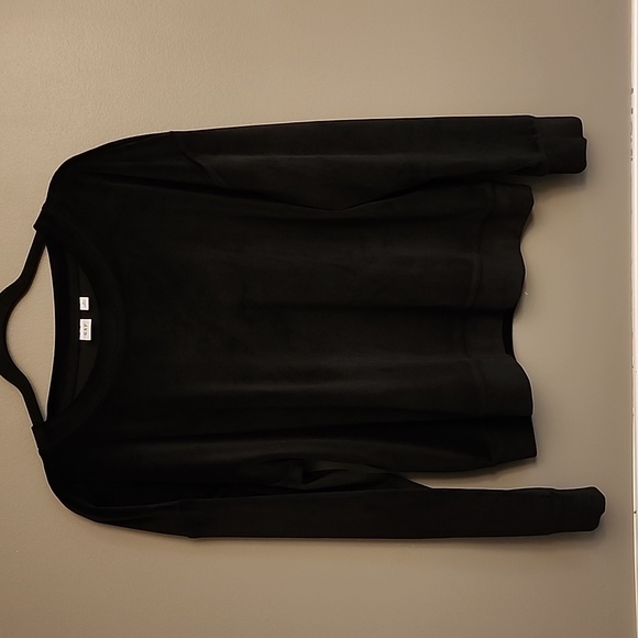 GAP Tops - Gap extremely soft sweatshirt